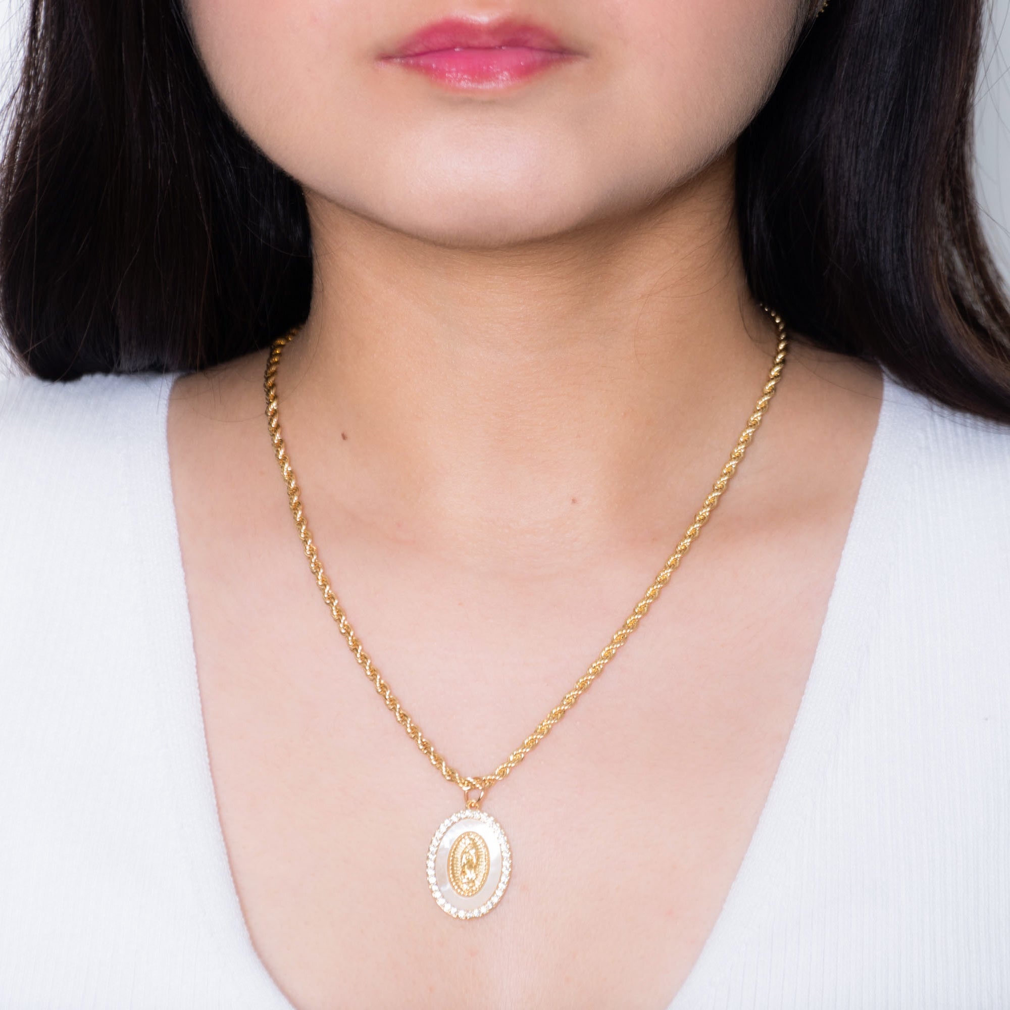 NACRE VIRGEN / COLLAR